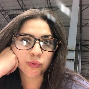 Meet your Posher, Seana